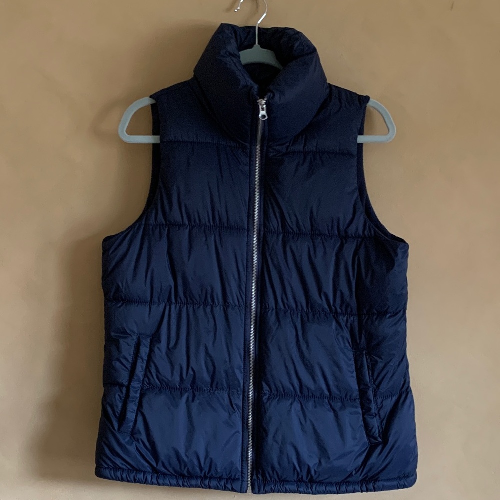 Old Navy Puffer Vest